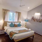 Bay Breeze Suites